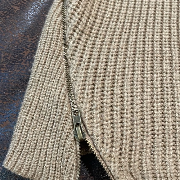 Mossimo Long Sweater Zipper Sides Camel/Gold Color - Picture 3 of 9